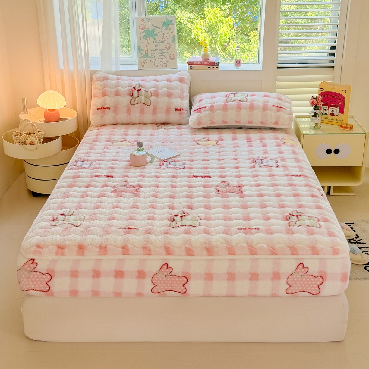 91家纺网 家纺一手货源 找家纺 LIFE.丽芙 2025秋冬新款北极绒加厚夹棉单床笠款床垫子保护套牛奶绒保暖床罩子三件套 意趣-粉