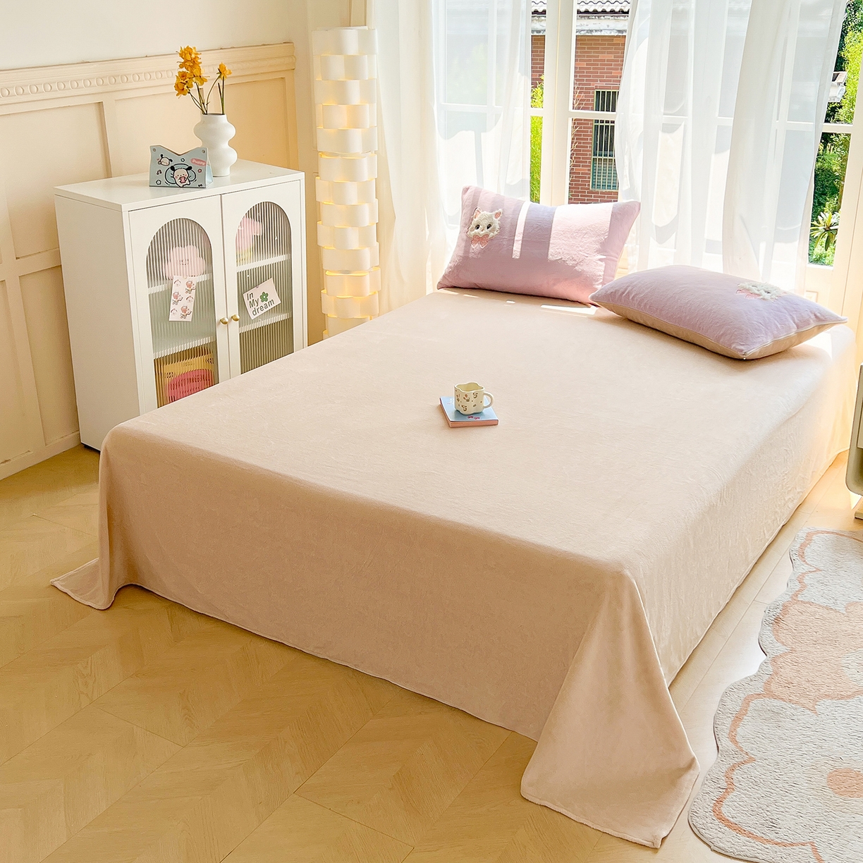 91家纺网 家纺一手货源 找家纺 义博家纺 2025新款高克重大版牛奶绒猫咪贴布绣床单床笠四件套（提供买家秀） 猫咪公主 优雅紫