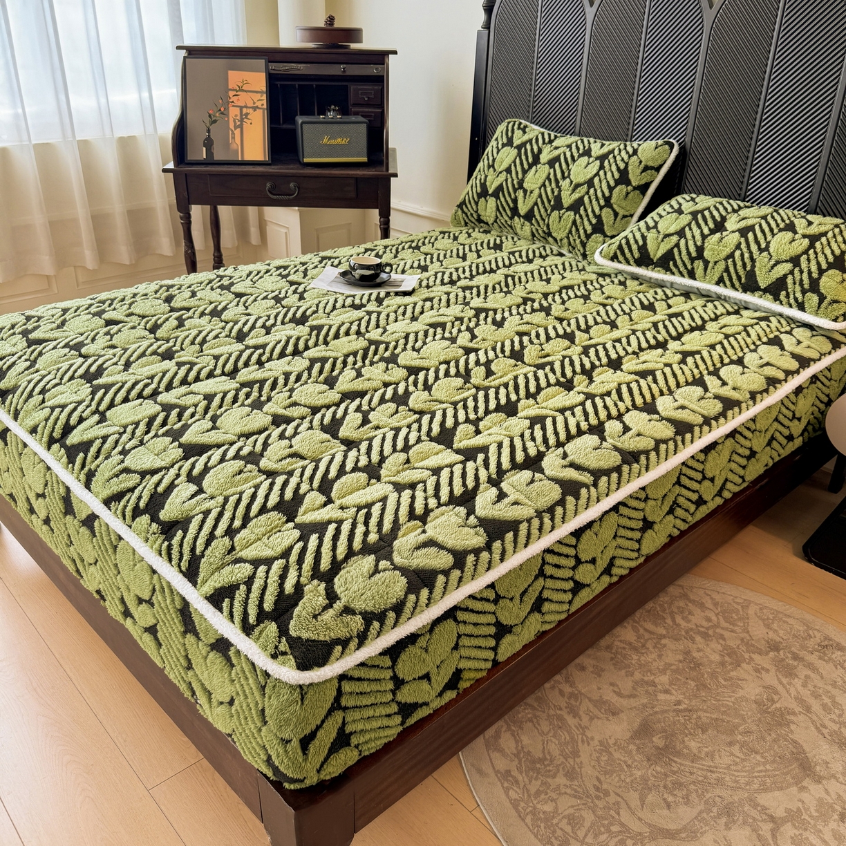 91家纺网 家纺一手货源 找家纺 LIFE.丽芙 2025秋冬新款色纱提花舒棉绒加厚夹棉单床笠款床垫子保护套保暖床罩子三件套 郁金香-草绿