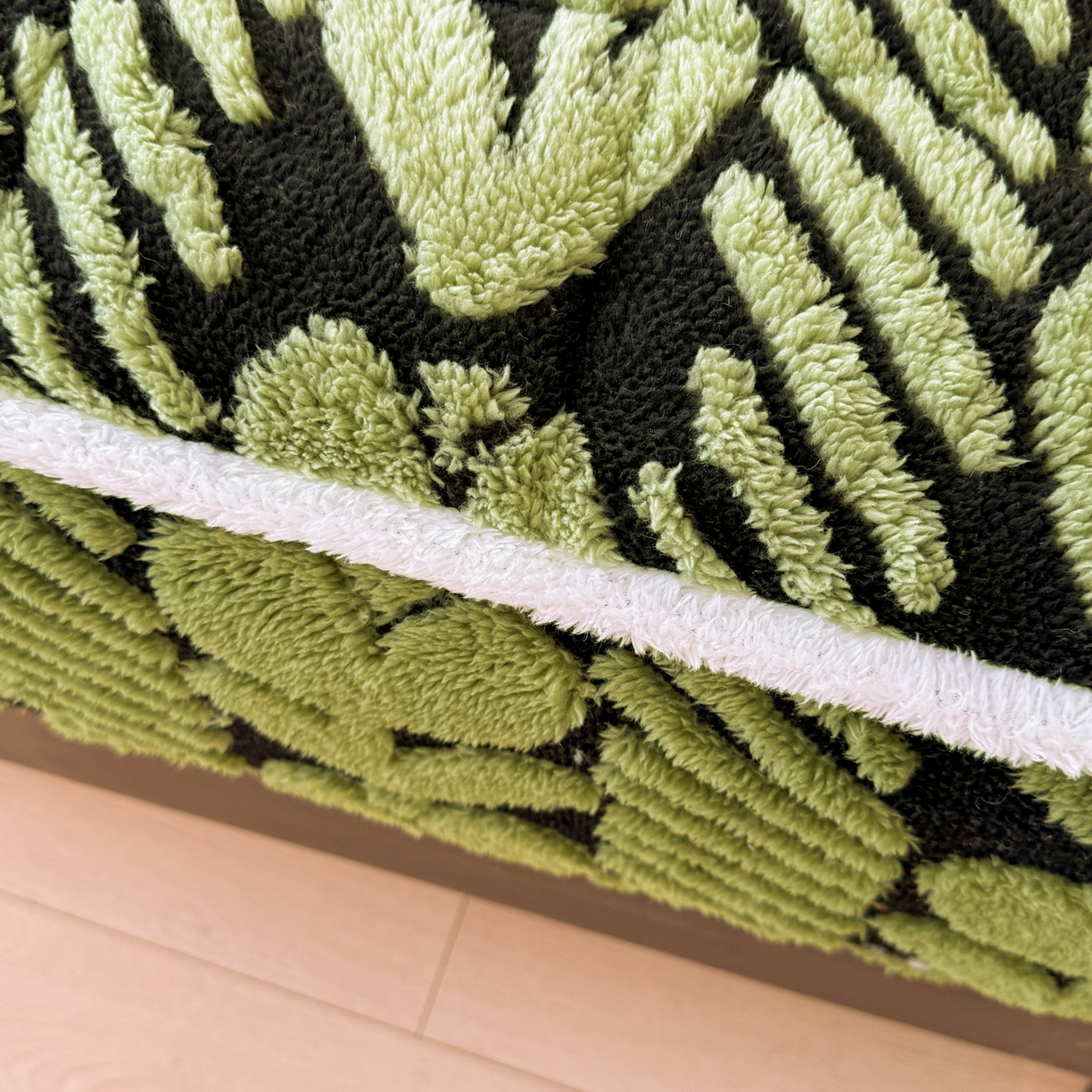 91家纺网 家纺一手货源 找家纺 LIFE.丽芙 2025秋冬新款色纱提花舒棉绒加厚夹棉单床笠款床垫子保护套保暖床罩子三件套 郁金香-草绿