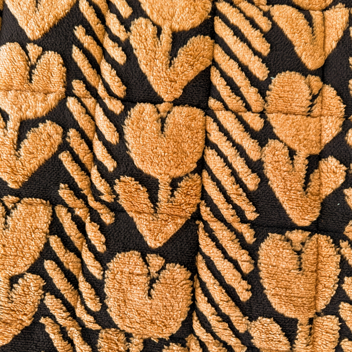 91家纺网 家纺一手货源 找家纺 LIFE.丽芙 2025秋冬新款色纱提花舒棉绒加厚夹棉单床笠款床垫子保护套保暖床罩子三件套 郁金香-黄棕