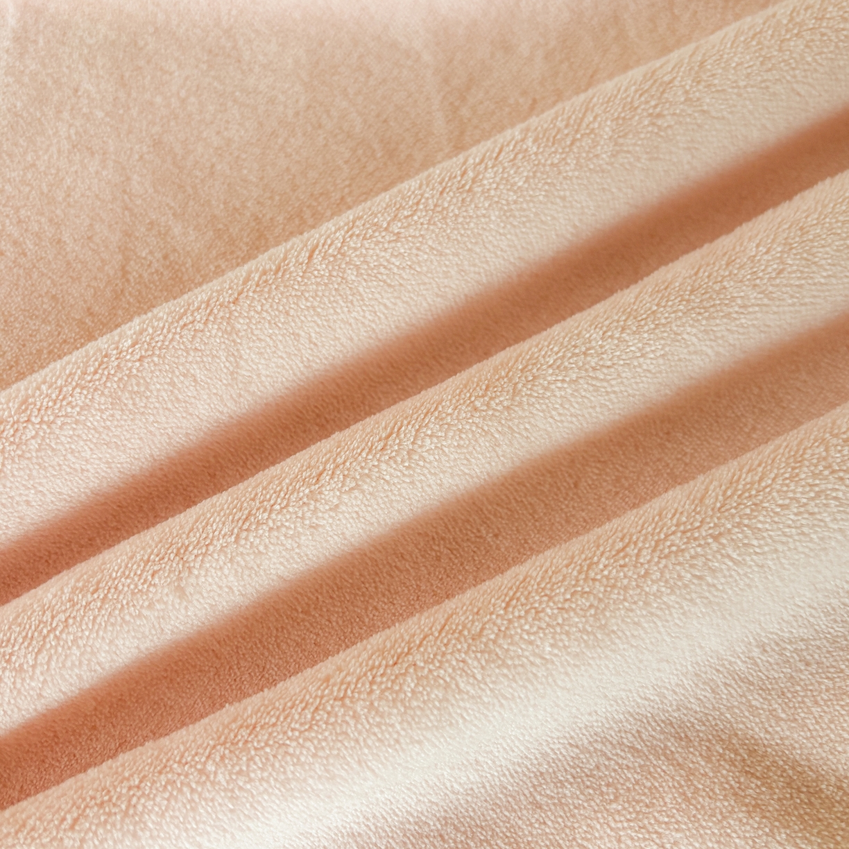 91家纺网 家纺一手货源 找家纺 （总）义博家纺 2025新款牛奶绒郁金香刺绣四件套