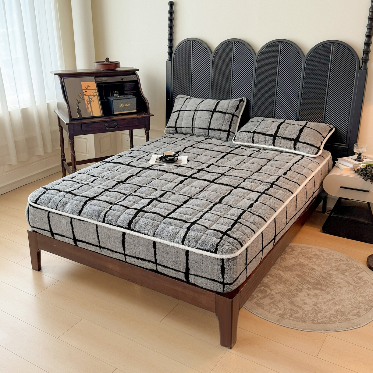 91家纺网 家纺一手货源 找家纺 LIFE.丽芙 2025秋冬新款色纱提花舒棉绒加厚夹棉单床笠款床垫子保护套保暖床罩子三件套 格调-灰色