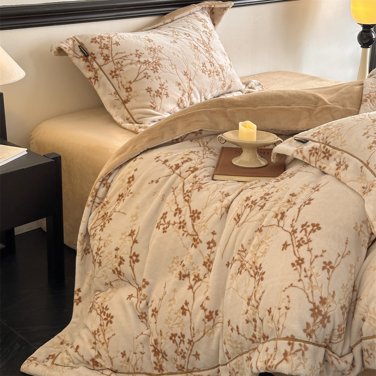 91家纺网 家纺一手货源 找家纺 （总）盛秋家纺 2025新款佩拉着色烂花牛奶绒四件套【简约风格】