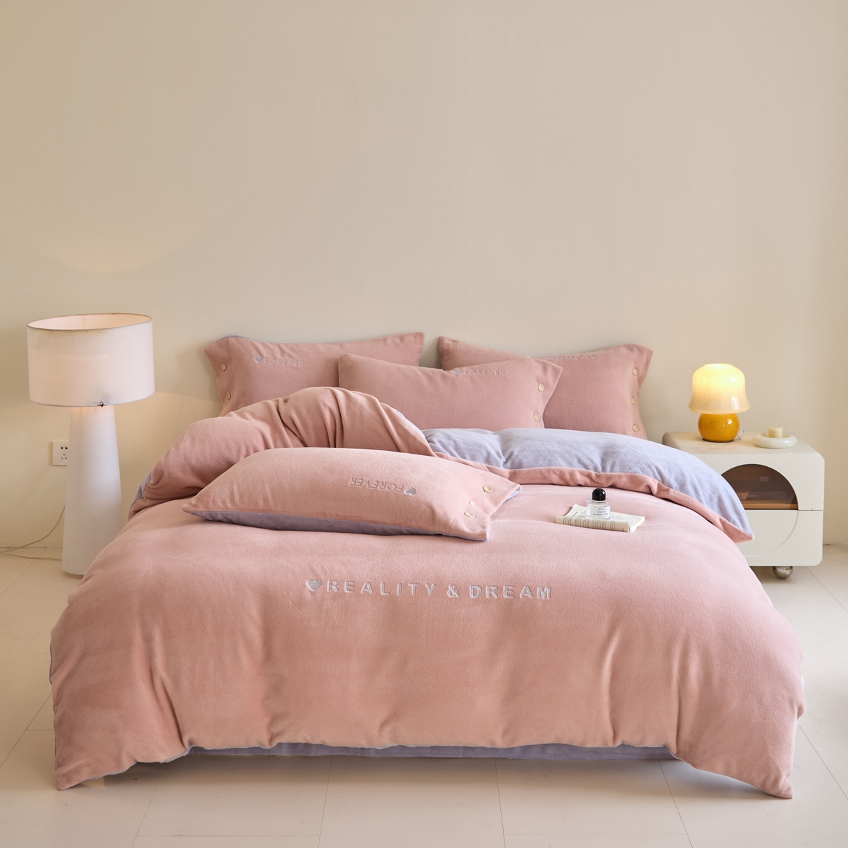 吾诺家居 2025新款刺绣款羊驼绒云朵系列四件套 浅豆沙-浅紫