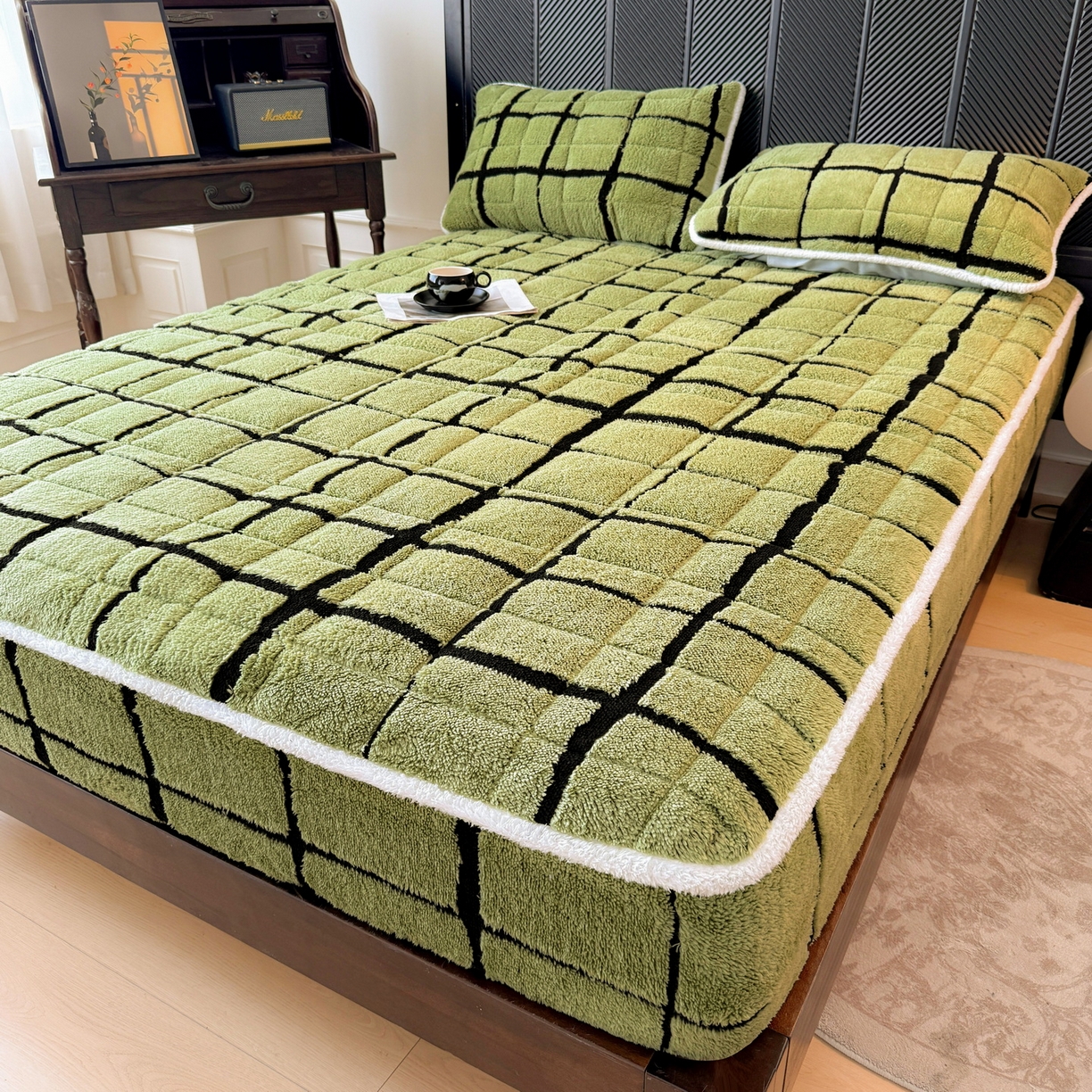 91家纺网 家纺一手货源 找家纺 LIFE.丽芙 2025秋冬新款色纱提花舒棉绒加厚夹棉单床笠款床垫子保护套保暖床罩子三件套 格调-草绿