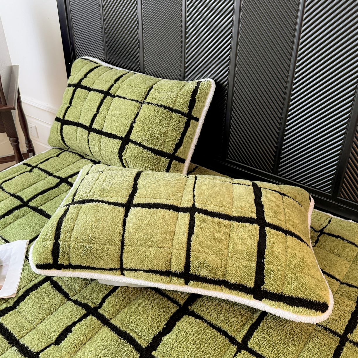 91家纺网 家纺一手货源 找家纺 LIFE.丽芙 2025秋冬新款色纱提花舒棉绒加厚夹棉单床笠款床垫子保护套保暖床罩子三件套 格调-草绿