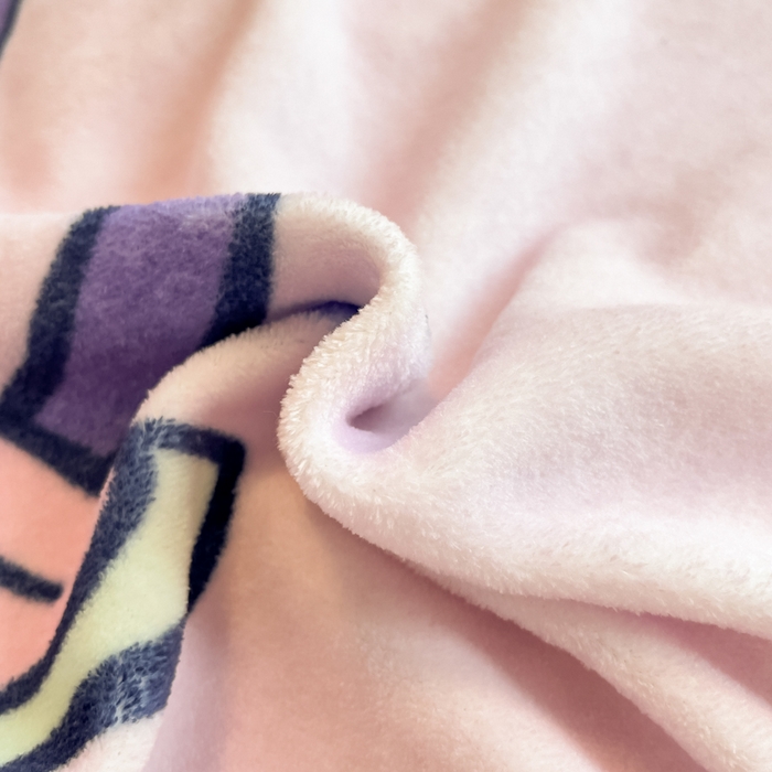 91家纺网 家纺一手货源 找家纺 博雅 2025新款三丽欧大板牛奶绒印花单枕套 牛奶绒大版-礼盒库洛米