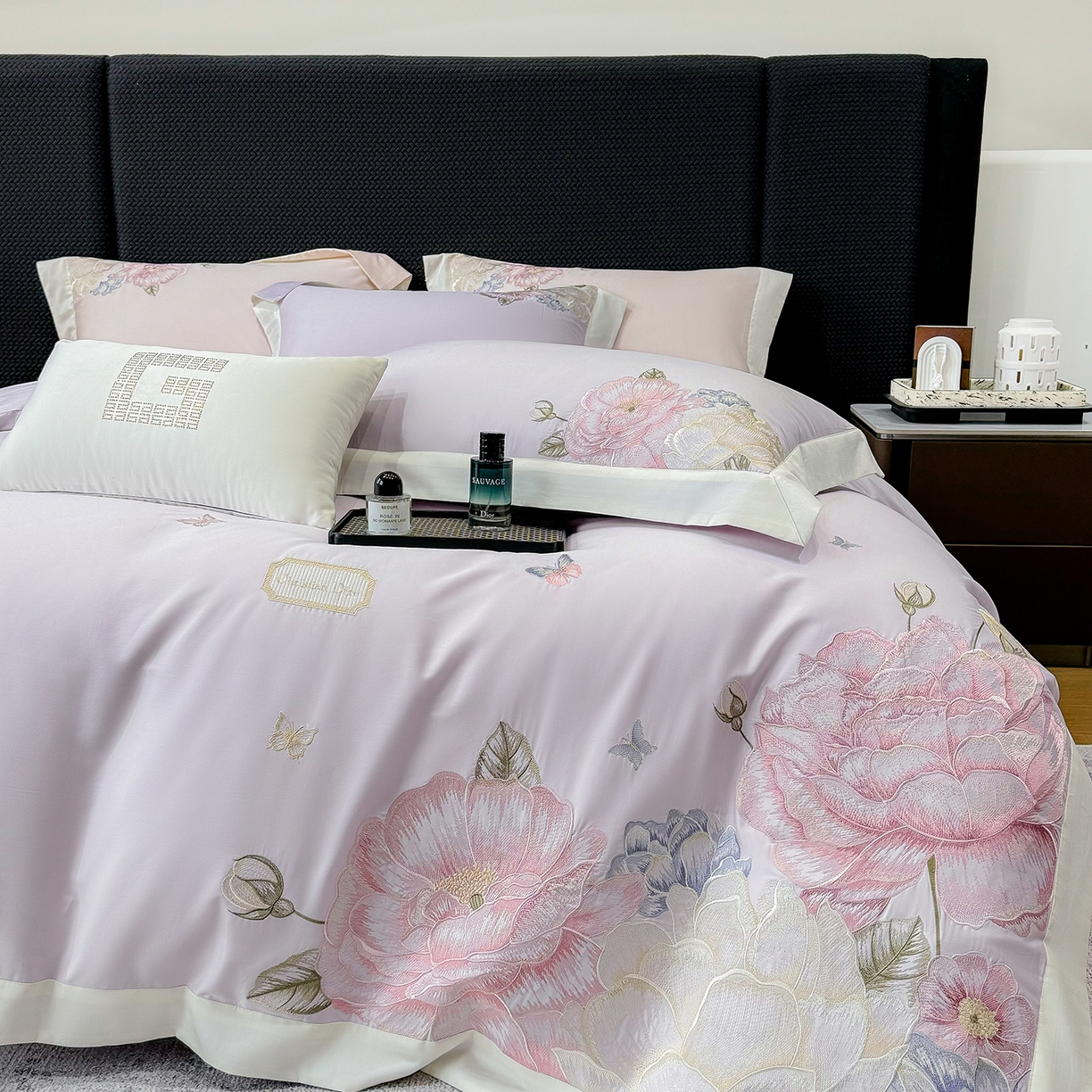 91家纺网 家纺一手货源 找家纺 优悦生活馆 2025新款全棉长绒棉刺绣四件套-花迹风格二 花迹-霞光紫