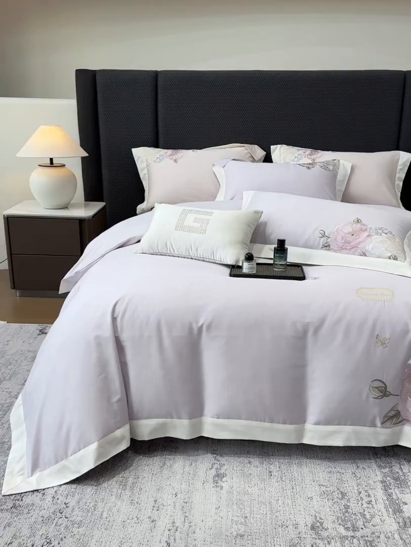 91家纺网 家纺一手货源 找家纺 优悦生活馆 2025新款全棉长绒棉刺绣四件套-花迹风格二 花迹-霞光紫