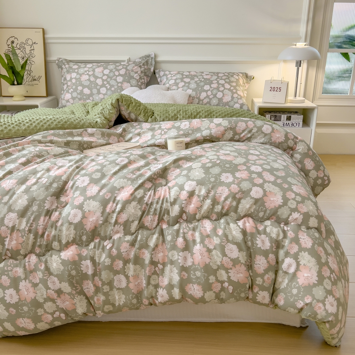 91家纺网 家纺一手货源 找家纺 梵克保罗 2025秋冬新品10A抗菌豆豆绒冬被被子被芯 绿野庄园