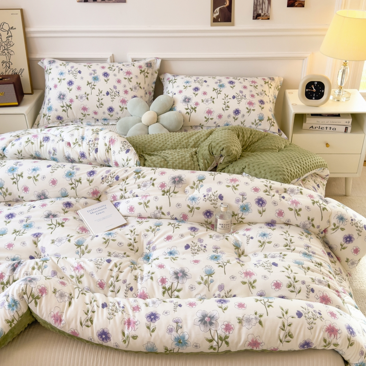 91家纺网 家纺一手货源 找家纺 梵克保罗 2025秋冬新品10A抗菌豆豆绒冬被被子被芯 花韵