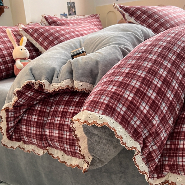 91家纺网 家纺一手货源 找家纺 （总）妖妖家纺 2025新款加厚全棉花边牛奶绒格子四件套