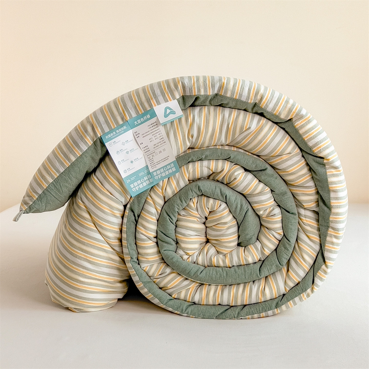 91家纺网 家纺一手货源 找家纺 梵克保罗 2025秋冬新款10A抗菌无印风冬被被子被芯 小绿条