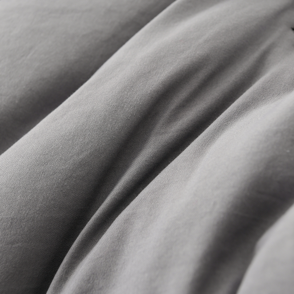 91家纺网 家纺一手货源 找家纺 云木里 2025新款A类水洗棉花边刺绣夹棉床笠 花边款玫瑰-深灰