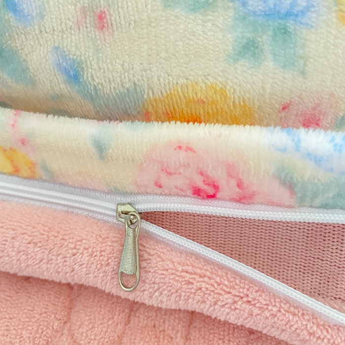 91家纺网 家纺一手货源 找家纺 梦可莱家居 2025新款牛奶绒毛巾绣加厚床盖四件套 爆莓兔