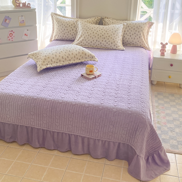 91家纺网 家纺一手货源 找家纺 梦可莱家居 2025新款牛奶绒毛巾绣加厚床盖四件套 小女孩