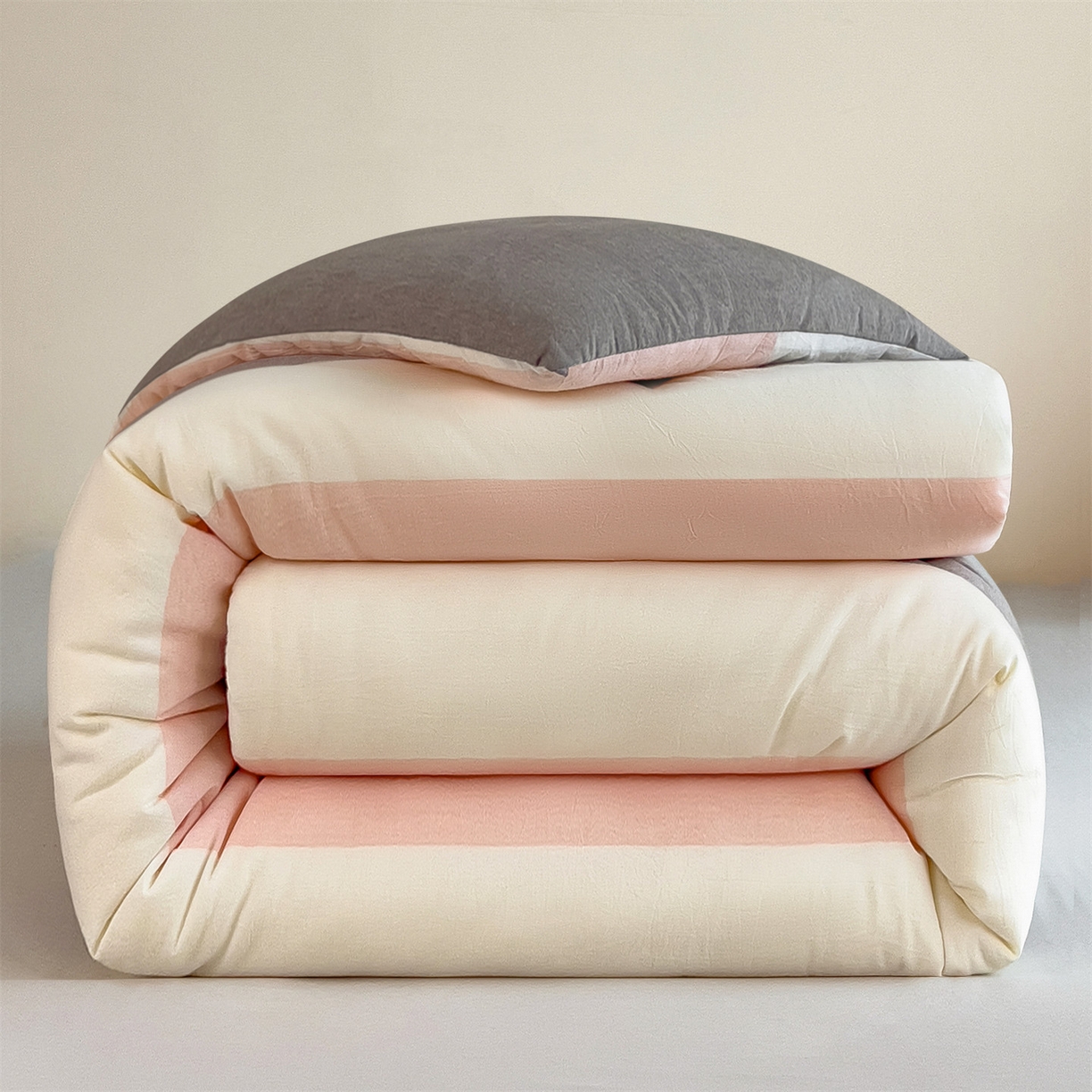 91家纺网 家纺一手货源 找家纺 （总）梵克保罗 2025秋冬新款10A抗菌无印风冬被被子被芯