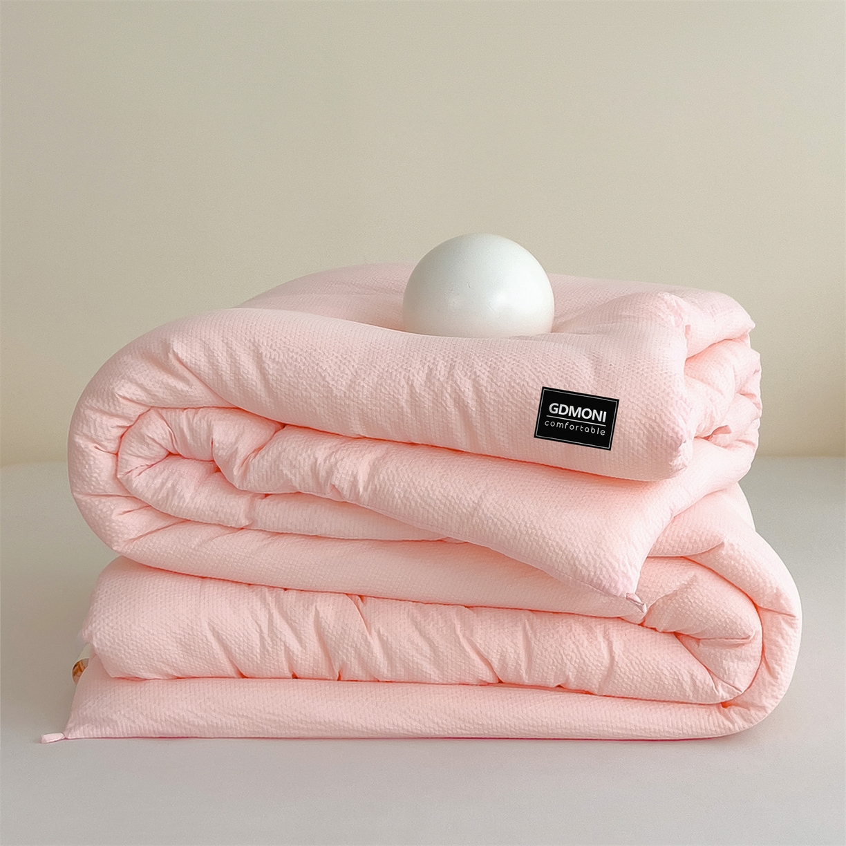 91家纺网 家纺一手货源 找家纺 梵克保罗 2025秋冬新款10A抗菌无印风冬被被子被芯 樱花粉