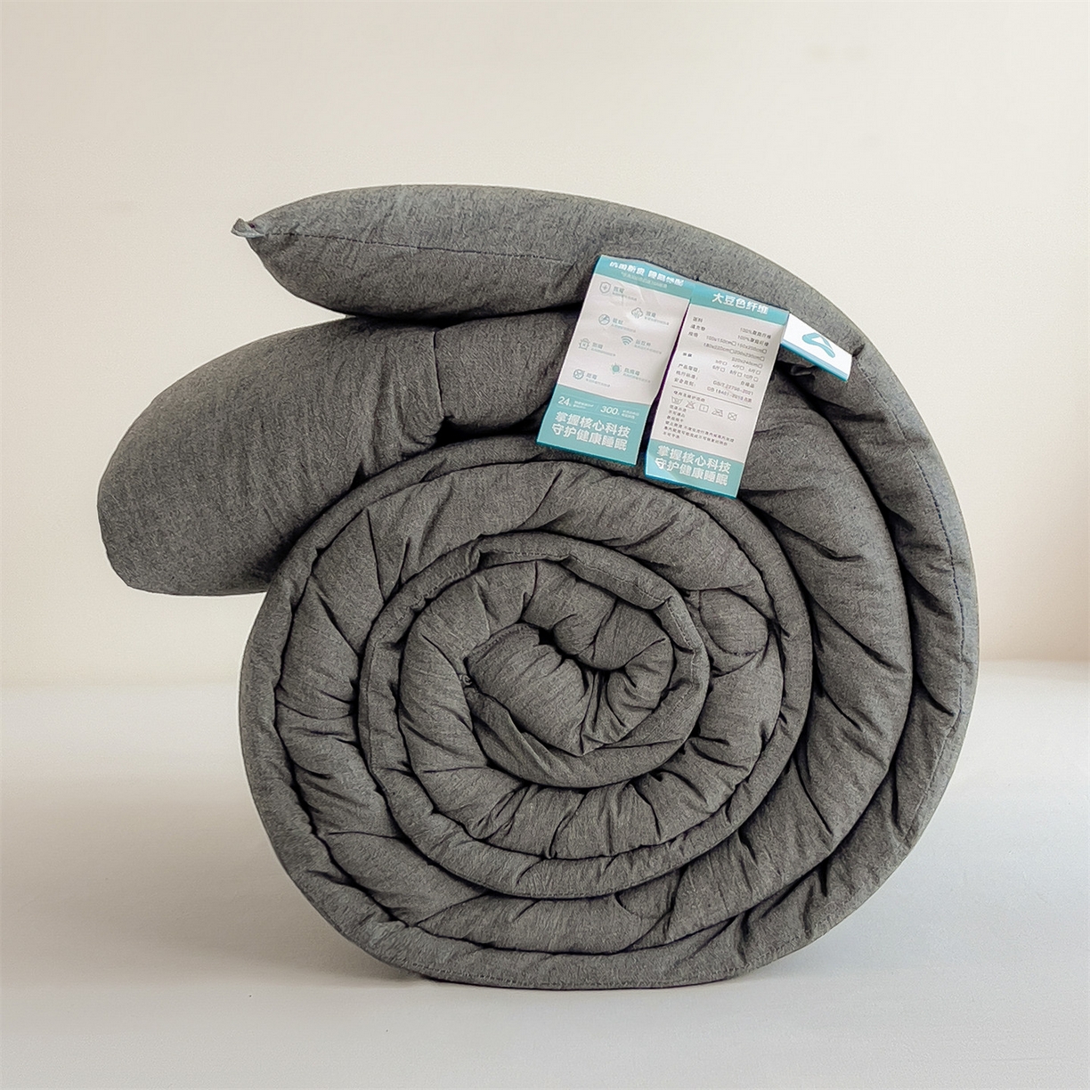 91家纺网 家纺一手货源 找家纺 梵克保罗 2025秋冬新款10A抗菌无印风冬被被子被芯 低调灰