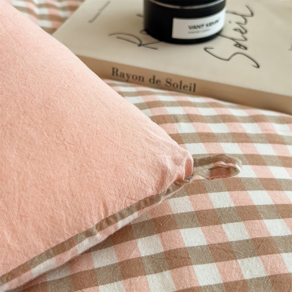 91家纺网 家纺一手货源 找家纺 梵克保罗 2025秋冬新款10A抗菌无印风冬被被子被芯 玉小格