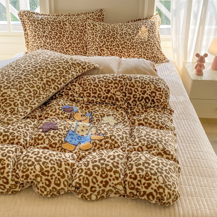 梦可莱家居 2025新款牛奶绒毛巾绣加厚床盖四件套 恐龙