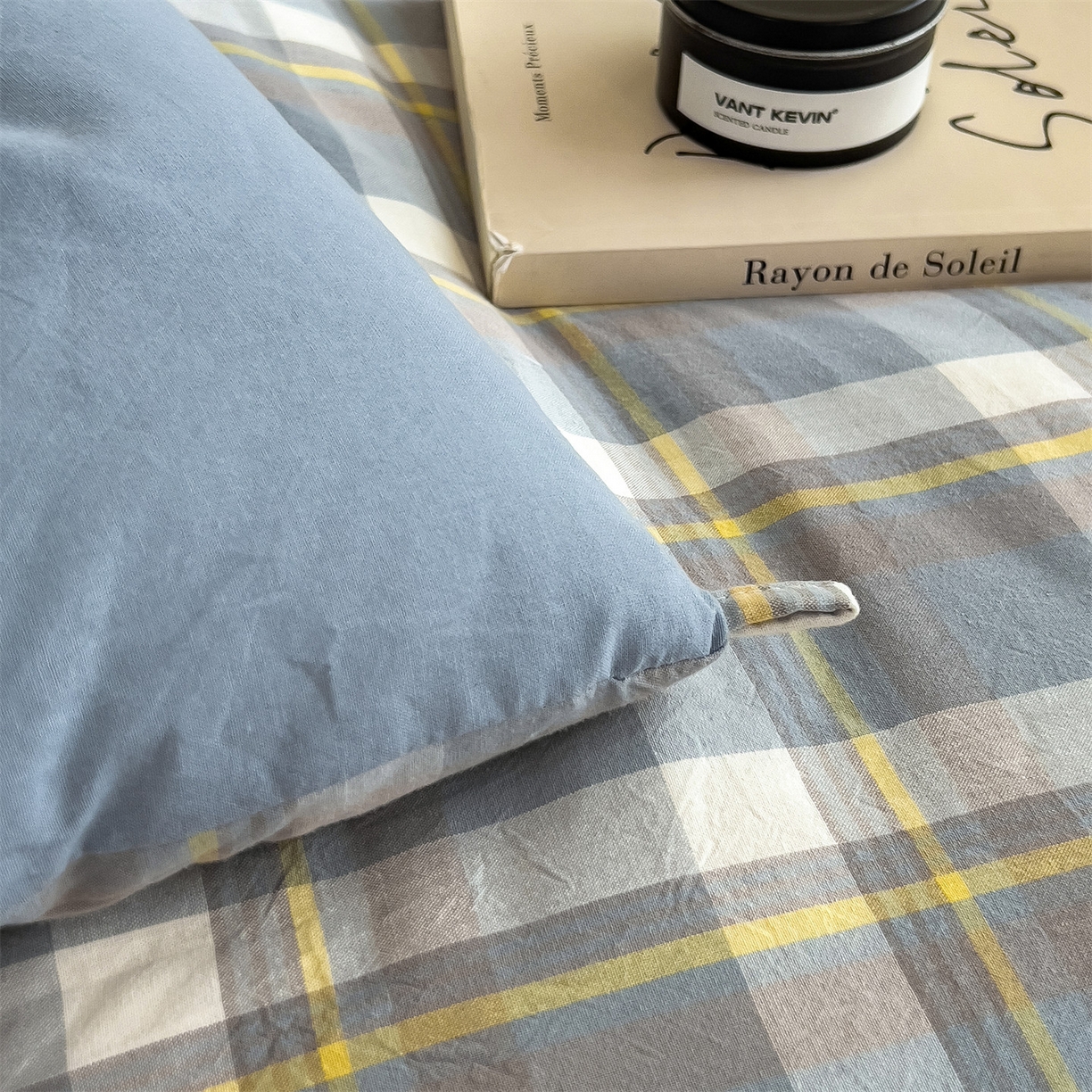 91家纺网 家纺一手货源 找家纺 梵克保罗 2025秋冬新款10A抗菌无印风冬被被子被芯 天蓝中格