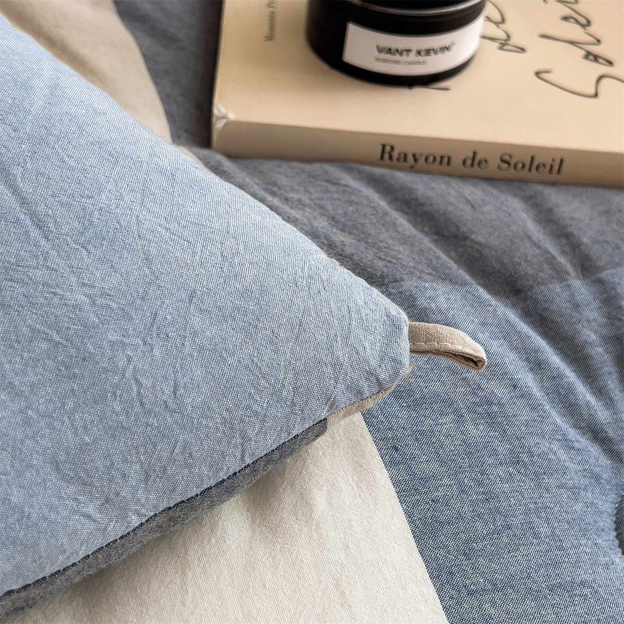 91家纺网 家纺一手货源 找家纺 梵克保罗 2025秋冬新款10A抗菌无印风冬被被子被芯 深蓝大格