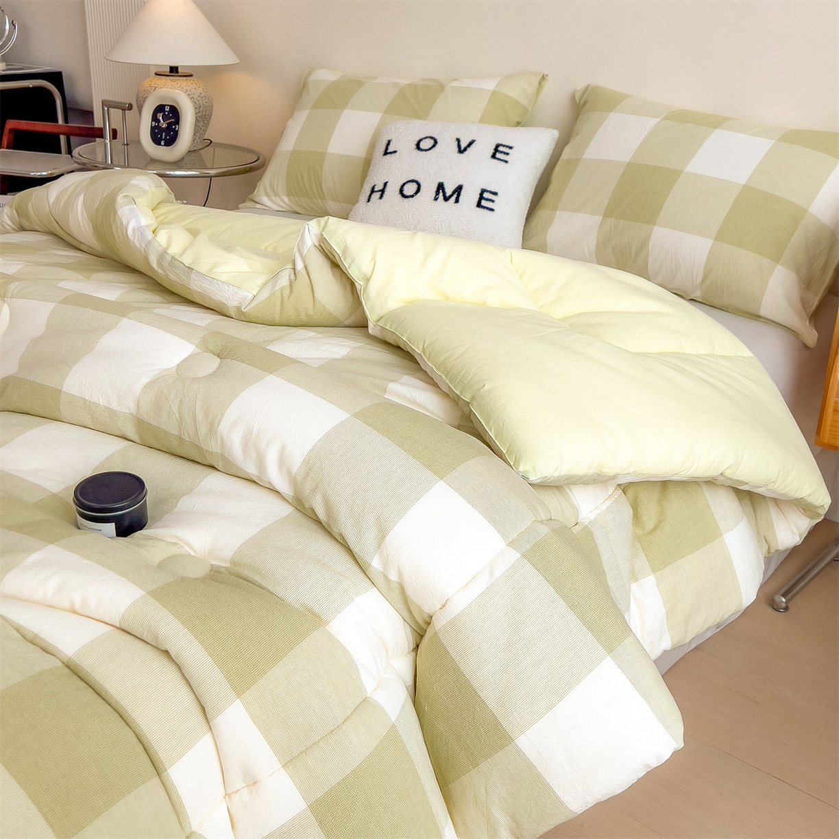 91家纺网 家纺一手货源 找家纺 梵克保罗 2025秋冬新款10A抗菌无印风冬被被子被芯 清雅中格