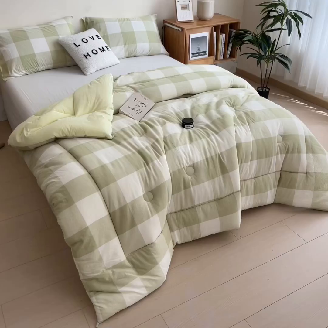 91家纺网 家纺一手货源 找家纺 梵克保罗 2025秋冬新款10A抗菌无印风冬被被子被芯 清雅中格