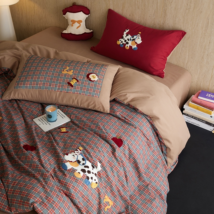 91家纺网 家纺一手货源 找家纺 （总）风向标家纺 2025新款全棉50s磨毛数码印花毛巾绣四件套-风格一