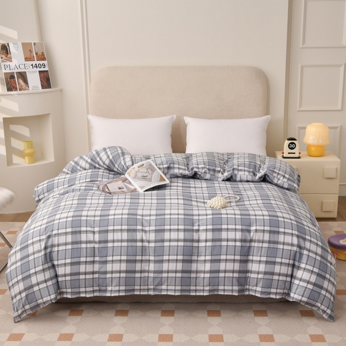 91家纺网 家纺一手货源 找家纺 织雅漫 2025新款水洗棉印花被套 大蓝格