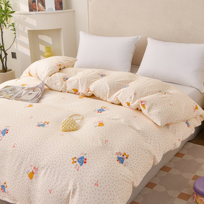 91家纺网 家纺一手货源 找家纺 织雅漫 2025新款水洗棉印花被套 甜蜜女孩