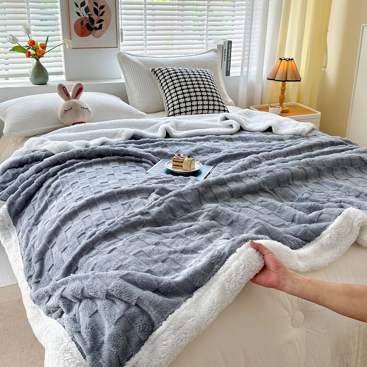 91家纺网 家纺一手货源 找家纺 （总）悦织湾家纺 2025新款塔芙绒羊羔绒舒棉绒毛毯方格系列