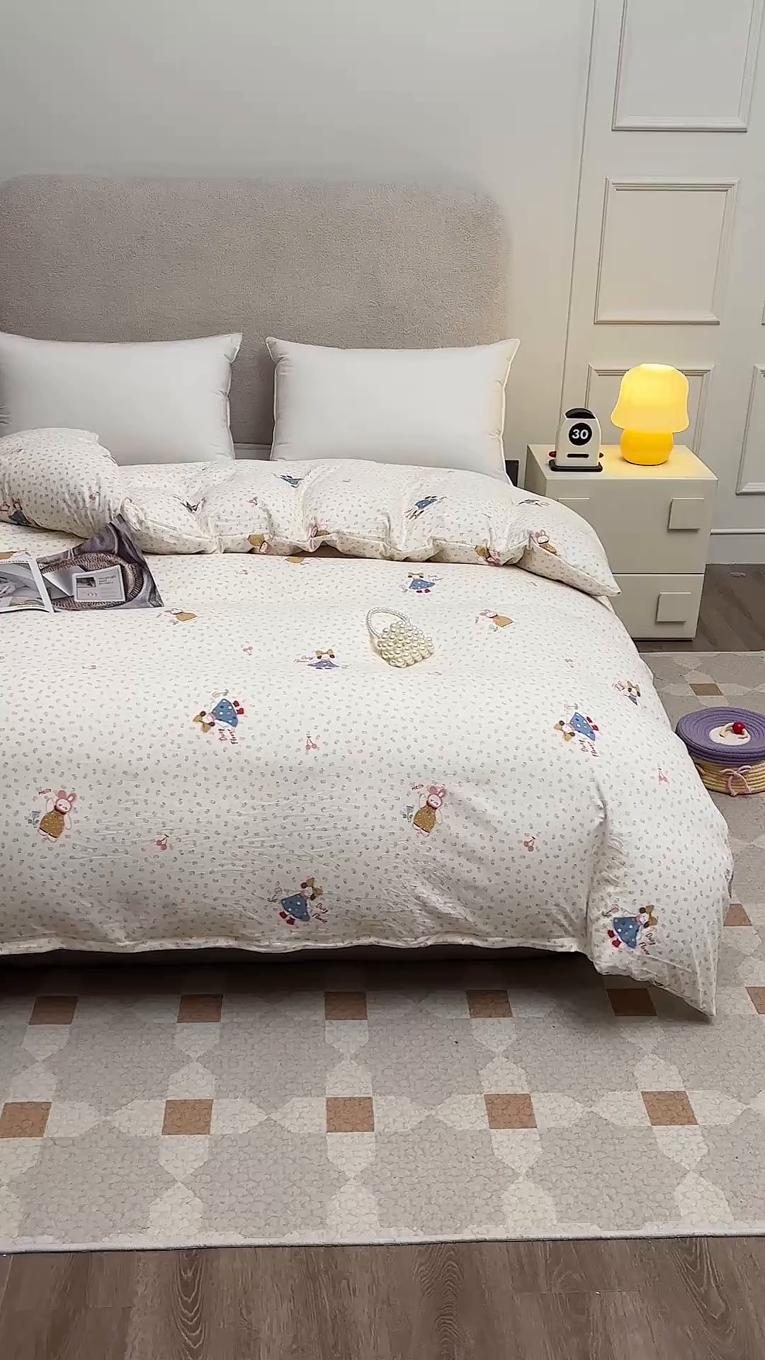 91家纺网 家纺一手货源 找家纺 织雅漫 2025新款水洗棉印花被套 甜蜜女孩