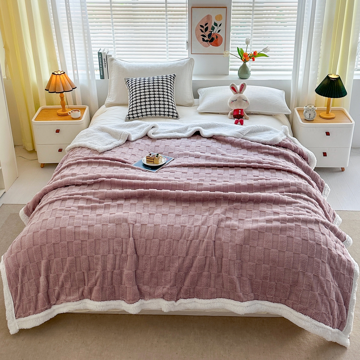悦织湾家纺 2025新款塔芙绒羊羔绒舒棉绒毛毯方格系列 方格紫色