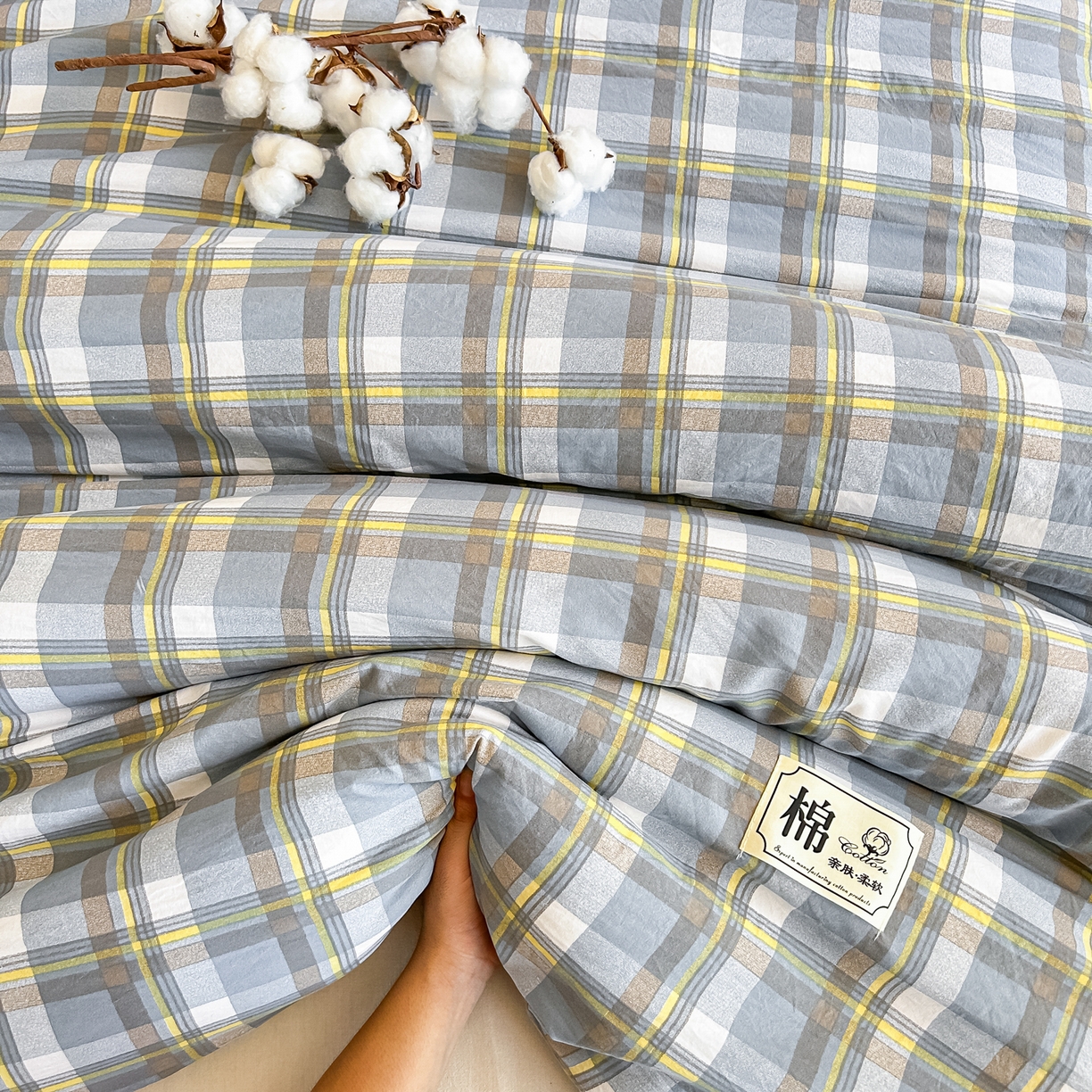 91家纺网 家纺一手货源 找家纺 好欣怡家纺 2026新款A类新疆棉花被可拆洗无印风格子水洗棉棉花被芯冬被学生四季被 博克-蓝灰