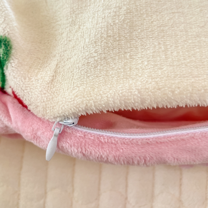 91家纺网 家纺一手货源 找家纺 （总）梦可莱家居 2025秋冬新品豆豆绒床盖大花边四件套