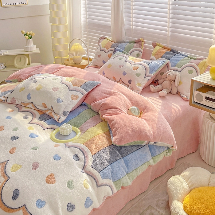 91家纺网 家纺一手货源 找家纺 （总）梵克保罗 2025秋冬新品立体雪花绒单被套牛奶绒法莱绒雕花绒兔毛卡通四件套学生季四件套