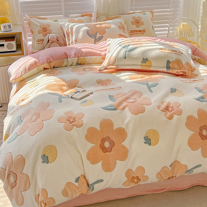 91家纺网 家纺一手货源 找家纺 梵克保罗 2025秋冬新品立体雪花绒单被套牛奶绒法莱绒雕花绒兔毛卡通四件套学生季四件套 繁花