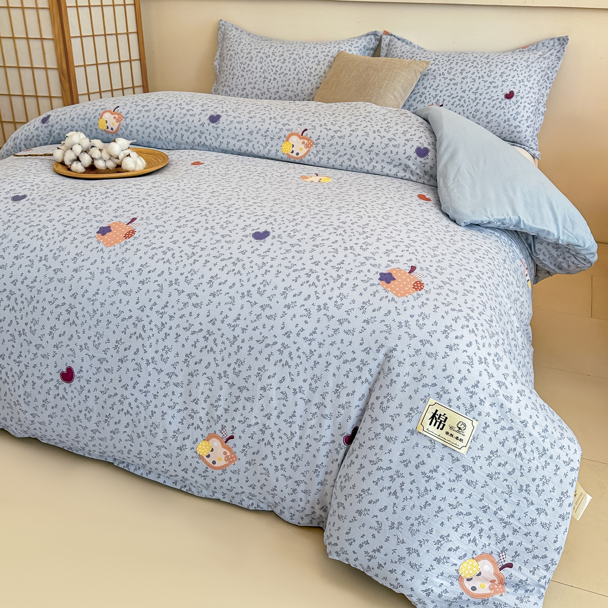 91家纺网 家纺一手货源 找家纺 好欣怡家纺 2026新款A类新疆棉花被可拆洗无印风格子水洗棉棉花被芯冬被学生四季被 奇趣苹果