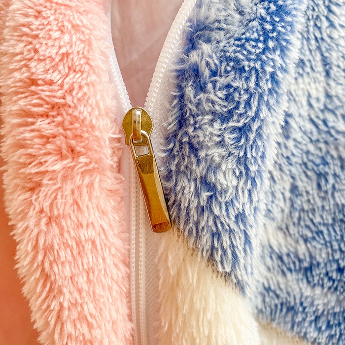 91家纺网 家纺一手货源 找家纺 梵克保罗 2025秋冬新品立体雪花绒单被套牛奶绒法莱绒雕花绒兔毛卡通四件套学生季四件套 爱心樱桃