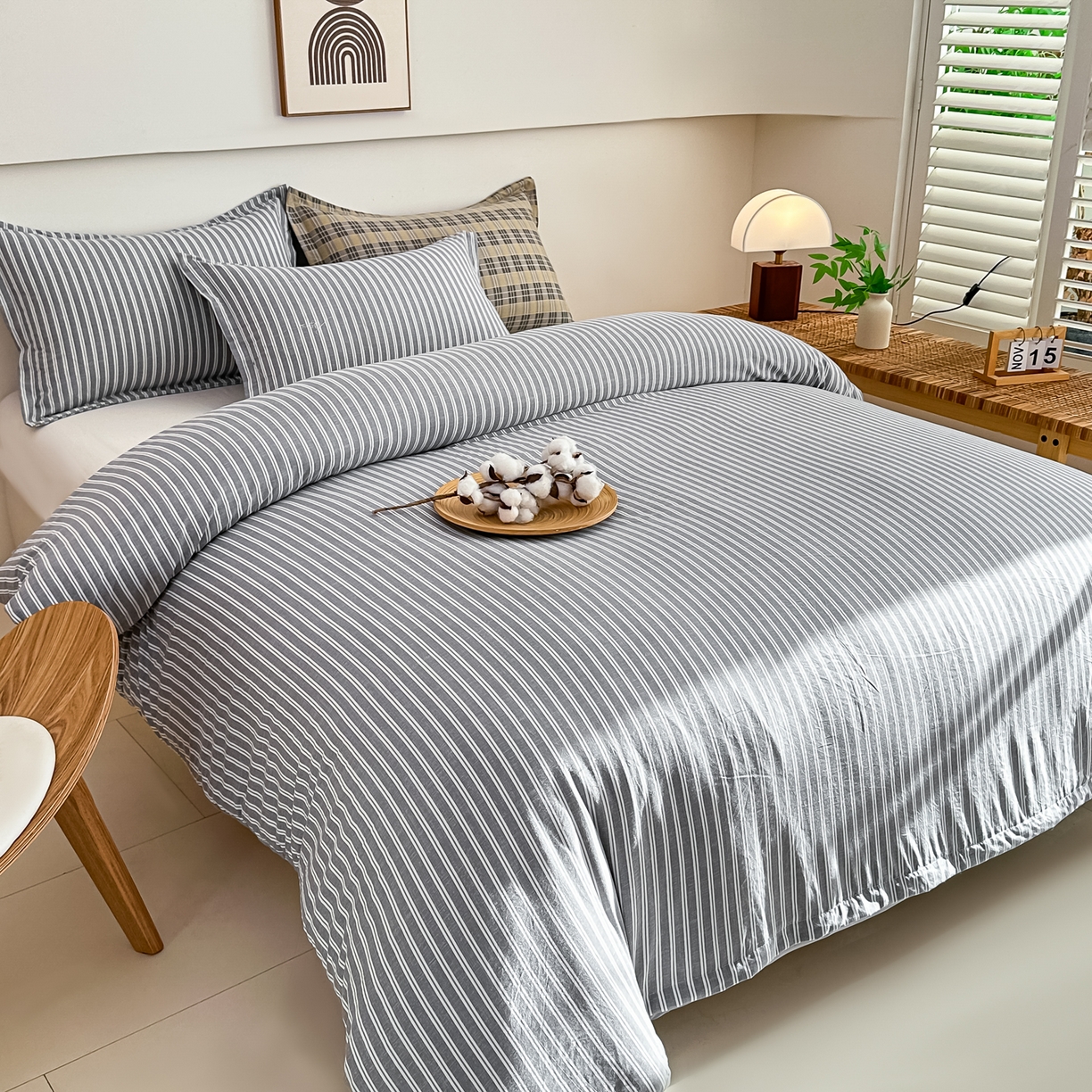 91家纺网 家纺一手货源 找家纺 好欣怡家纺 2026新款A类新疆棉花被可拆洗无印风格子水洗棉棉花被芯冬被学生四季被 条纹灰