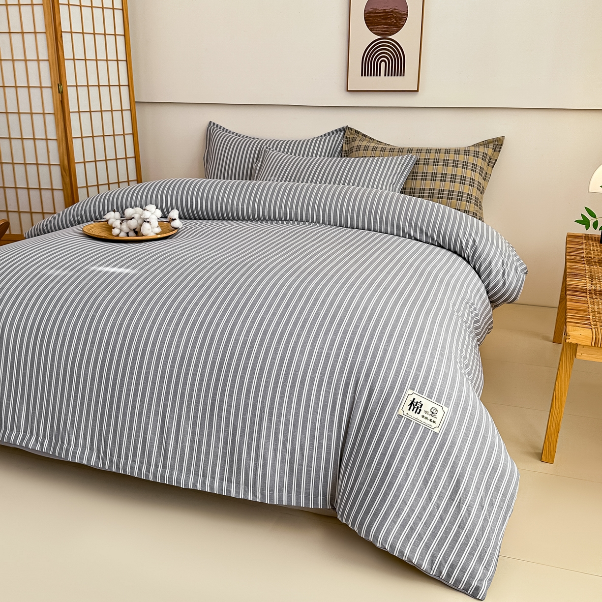 91家纺网 家纺一手货源 找家纺 好欣怡家纺 2026新款A类新疆棉花被可拆洗无印风格子水洗棉棉花被芯冬被学生四季被 条纹灰