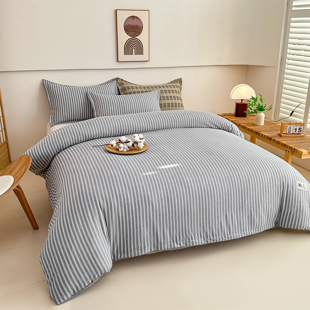 91家纺网 家纺一手货源 找家纺 好欣怡家纺 2026新款A类新疆棉花被可拆洗无印风格子水洗棉棉花被芯冬被学生四季被 条纹灰