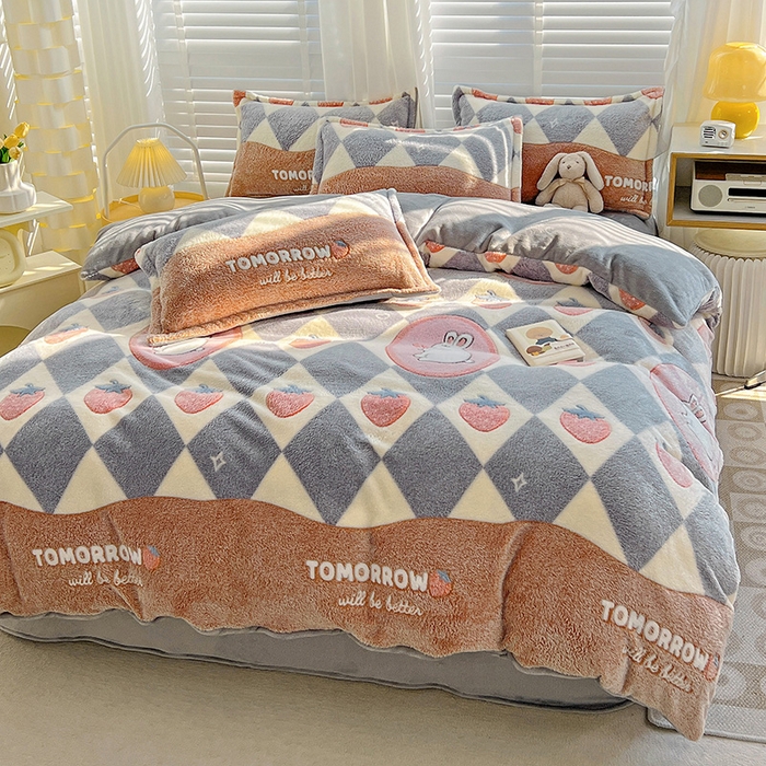 91家纺网 家纺一手货源 找家纺 梵克保罗 2025秋冬新品立体雪花绒单被套牛奶绒法莱绒雕花绒兔毛卡通四件套学生季三件套 幸运兔