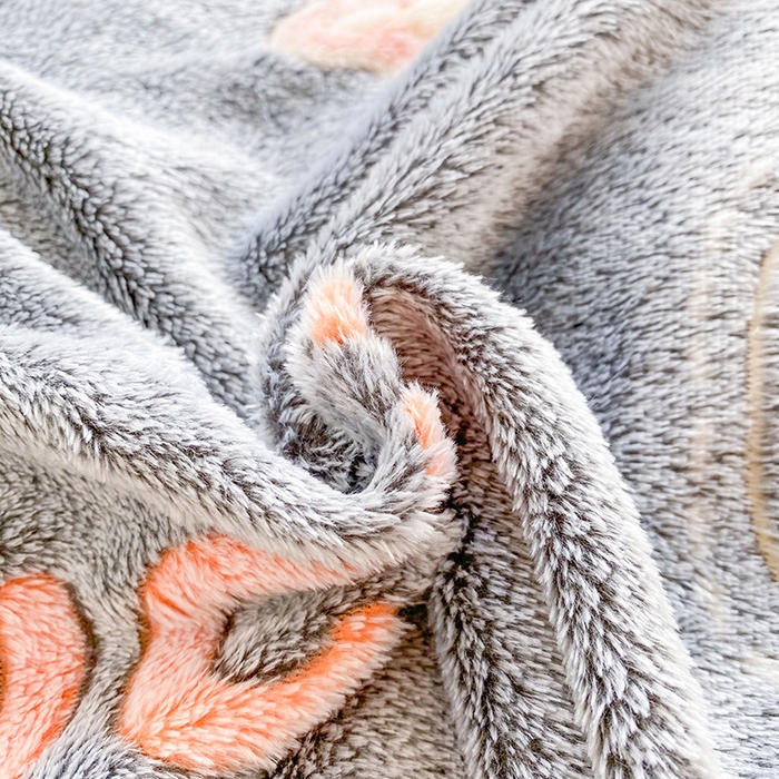 91家纺网 家纺一手货源 找家纺 梵克保罗 2025秋冬新品立体雪花绒单被套牛奶绒法莱绒雕花绒兔毛卡通四件套学生季三件套 顽皮熊