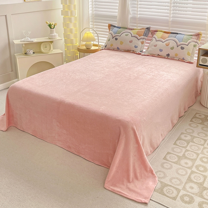 91家纺网 家纺一手货源 找家纺 （总）梵克保罗 2025秋冬新品立体雪花绒单被套牛奶绒法莱绒雕花绒兔毛卡通四件套学生季三件套