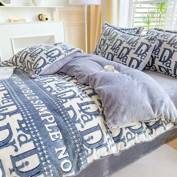 91家纺网 家纺一手货源 找家纺 梵克保罗 2025秋冬新品立体雪花绒单被套牛奶绒法莱绒雕花绒兔毛卡通四件套学生季三件套 迪澳