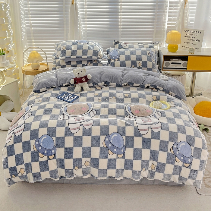 梵克保罗 2025秋冬新品立体雪花绒单被套牛奶绒法莱绒雕花绒兔毛卡通四件套学生季三件套 太空熊